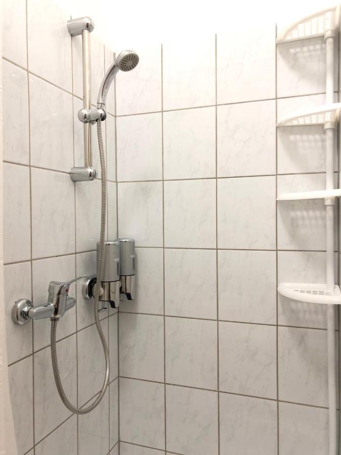 New, Bright Apartment Near The Metro! 维也纳 外观 照片