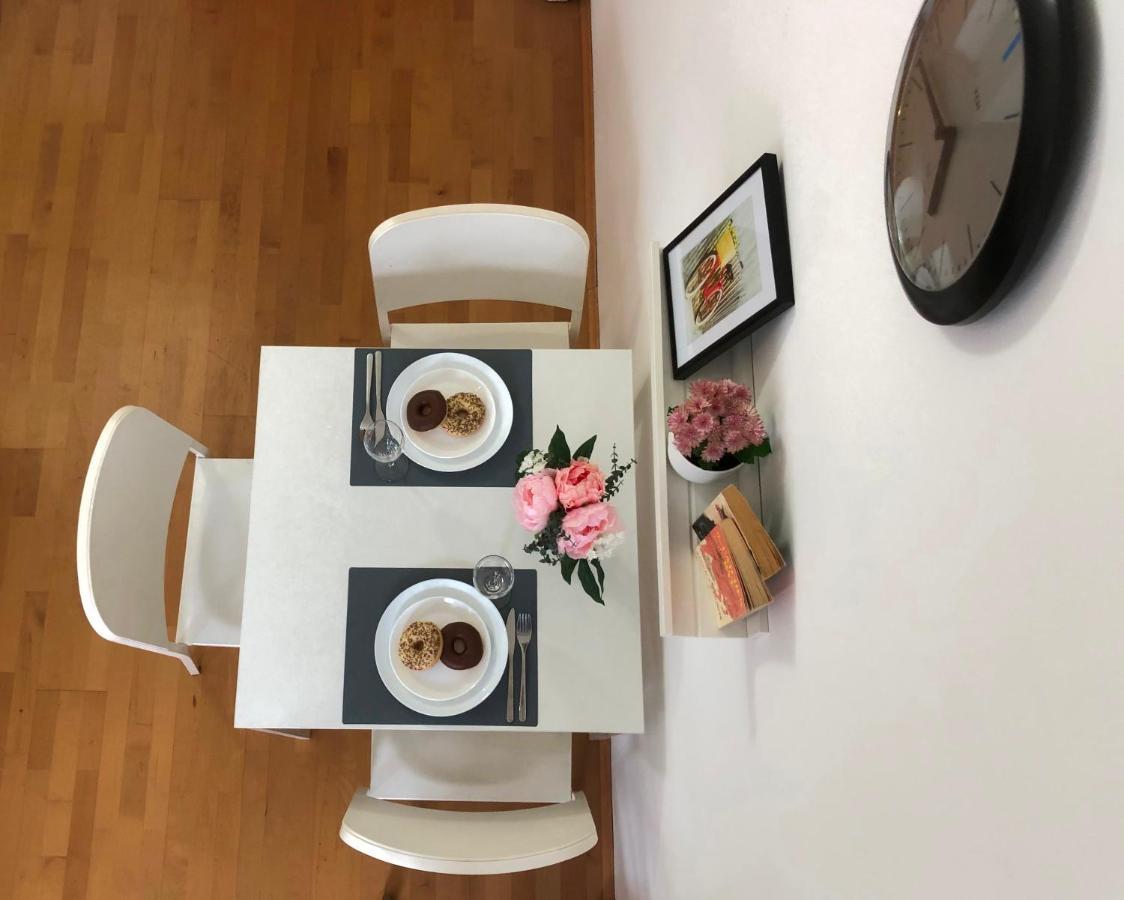 New, Bright Apartment Near The Metro! 维也纳 外观 照片